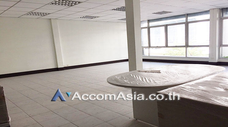  1  Office Space For Rent in Sukhumvit ,Bangkok MRT Queen Sirikit National Convention Center AA17042